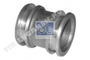 Connecting pipe