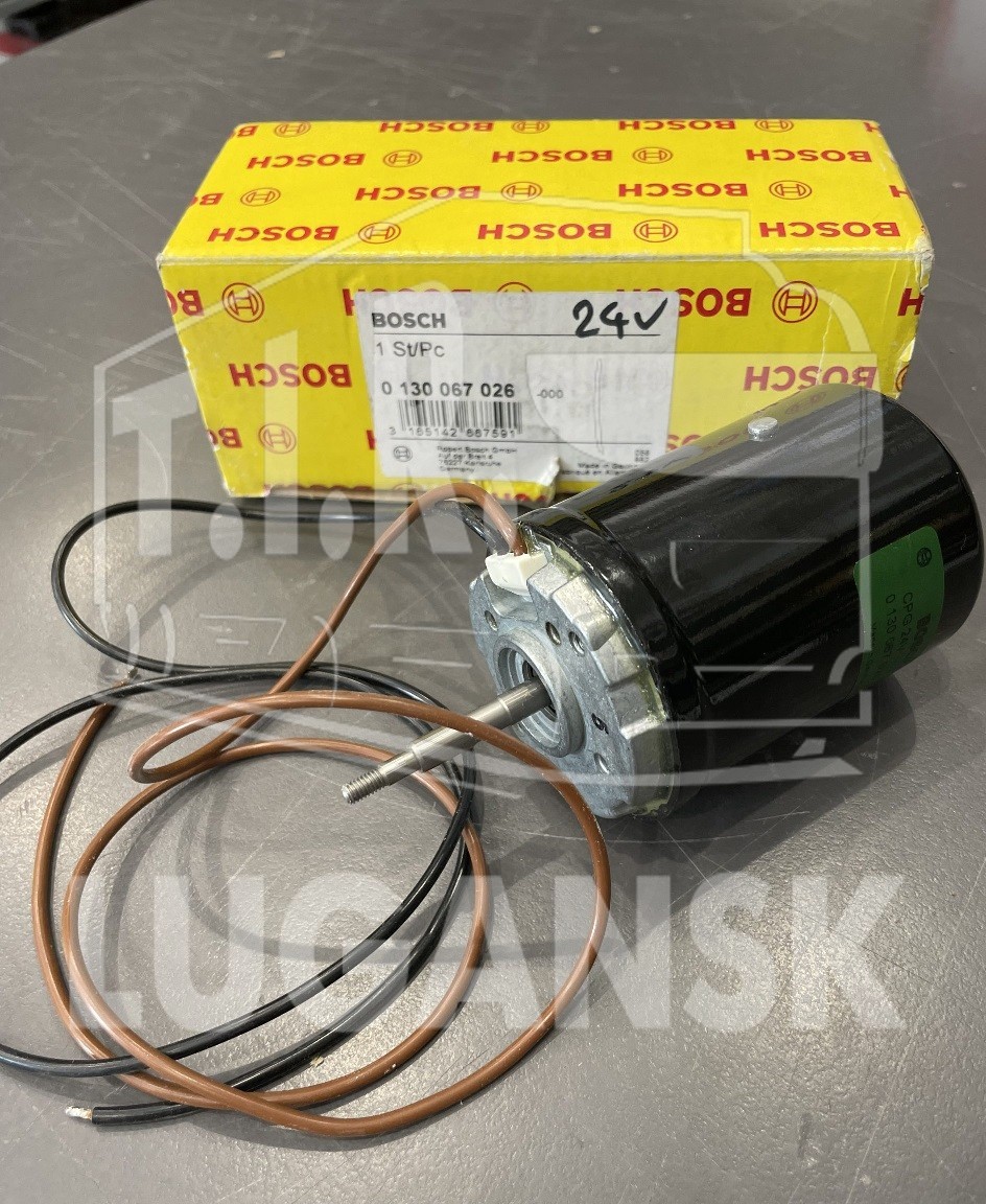 0 130 067 026, Помпа водяная 24V — Bosch